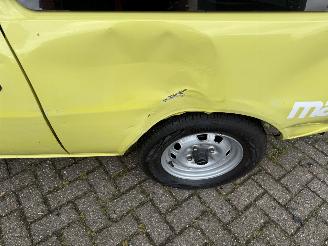 Mazda 323  picture 13