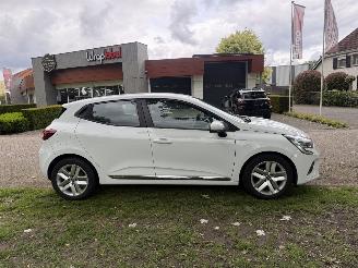 Renault Clio  picture 6