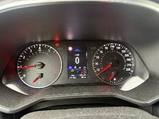Renault Clio  picture 18