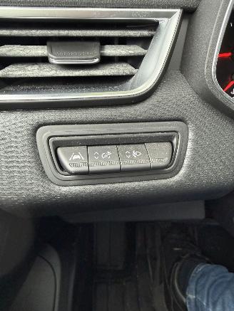 Renault Clio  picture 24