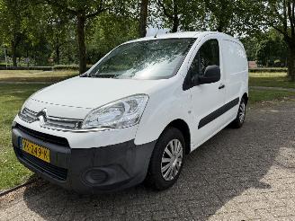 skadebil auto Citroën Berlingo  2014/1