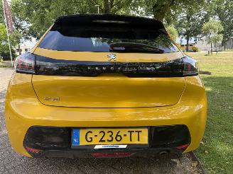 Peugeot 208  picture 4