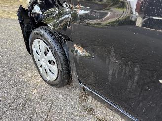 Peugeot 108  picture 18
