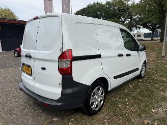 Ford Transit COURIER picture 5