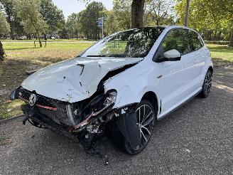 Schadeauto Volkswagen Polo 1.8 gti 2015/1