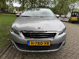 Peugeot 308  picture 8