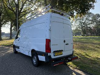 Mercedes Sprinter  picture 3