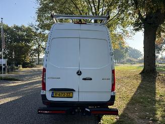 Mercedes Sprinter  picture 4