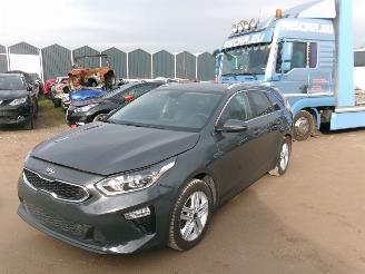 Auto incidentate Kia Cee d 1.0 Break Lounge 2020/9