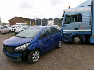 skadebil auto Toyota Yaris 1.5  Y20-Comfort 2020/1