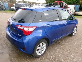 Toyota Yaris 1.5  Y20-Comfort picture 4
