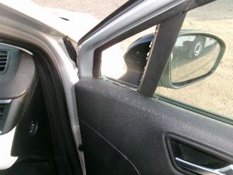 Renault Clio 1.0 Limited picture 26