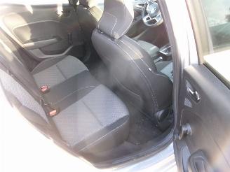 Renault Clio 1.0 Limited picture 23