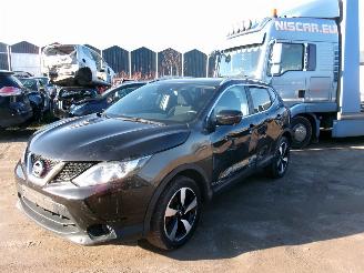 krockskadad bil auto Nissan Qashqai 1.6 Dci - N-Connect 2016/9