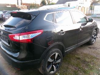 damaged passenger cars Nissan Qashqai 1.6 Dci - N-Connect 2016/9