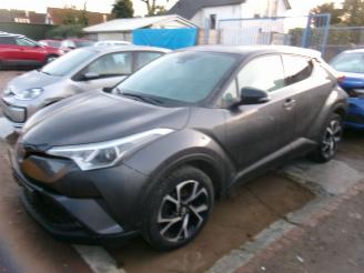 Voiture accidenté Toyota C-HR 1.2 C-Ult 2017/4