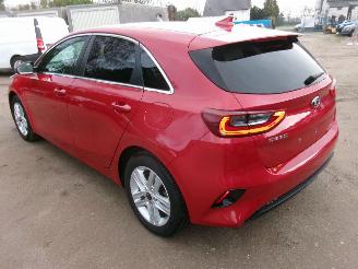 Kia Ceed 1.6 CRDI - Lounge HB picture 5