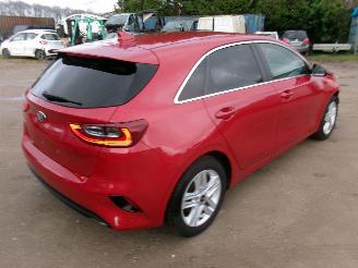 Kia Ceed 1.6 CRDI - Lounge HB picture 4