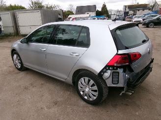 Volkswagen Golf 1.4 Highline 5 Drs picture 4