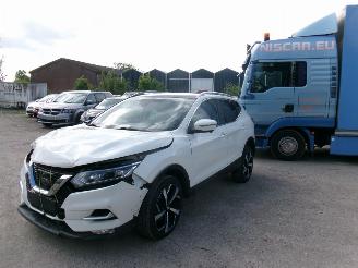 Damaged car Nissan Qashqai 1.2 Tekna - N-Connect 2018/4