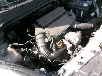 Fiat Doblo 1248 CC - 55 KW Bestelwagen picture 27