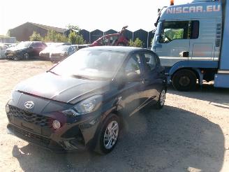 skadebil auto Hyundai I-10 1.0 Comfort 2023/1