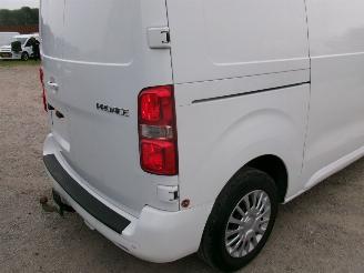 Toyota Proace 2.0 D- Bestelwagen picture 12