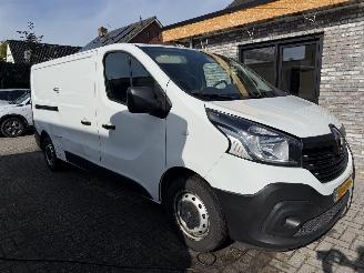 dommages fourgonnettes/vécules utilitaires Renault Trafic 2x schuifdeur WB 350cm 92KW NAVI 2017/8