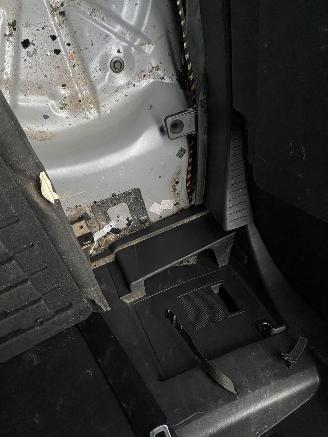 Mazda 5 Automaat Aangepast met Stuurbediening 2.0 Katano vaste prijs picture 54