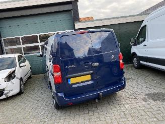 Citroën Jumpy 1.6 BlueHDI 95 Club M WB 328cm 3 Zits picture 20