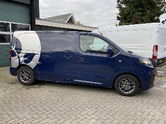 Citroën Jumpy 1.6 BlueHDI 95 Club M WB 328cm 3 Zits picture 7