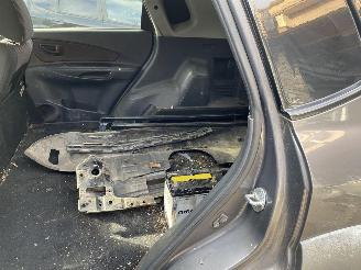 Hyundai Tucson 2.0i Dynamic version Van/Grijs kenteken picture 19