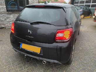 Citroën DS3 Auto is gereserveerd e-HDI 1.6 So Chic picture 30