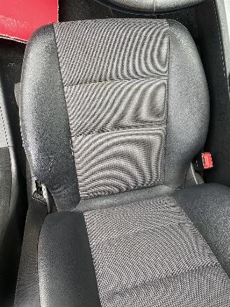 Mercedes C-klasse Auto is gereserveerd Automaat 200 CGi Sedan picture 46