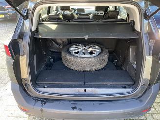 Peugeot 5008 Auto is Gereserveerd 7 Persoons 1.2 PureTech Blue Lease Executive WOK picture 59