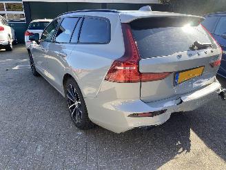 Volvo V-60 2.0 B4 Plus Bright Mild Hybrid VASTE PRIJS picture 10