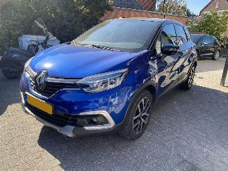 skadebil auto Renault Captur Version-S 1.3 150PK 4cil 2019/5
