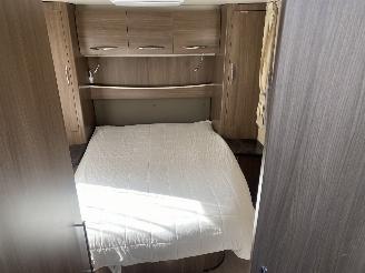 Challenger  Mageo 118EB/119 Queensbed en hefbed picture 11