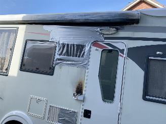 Challenger  Mageo 118EB/119 Queensbed en hefbed picture 6