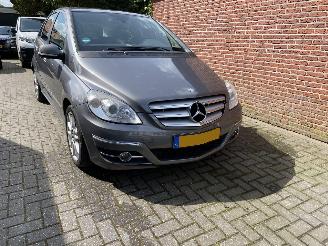 Mercedes B-klasse 180 Business Class automaatbak en motor uitgevallen VASTE PRIJS/FINAL PRICE picture 16