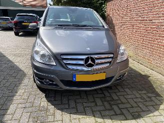 Mercedes B-klasse 180 Business Class automaatbak en motor uitgevallen VASTE PRIJS/FINAL PRICE picture 15