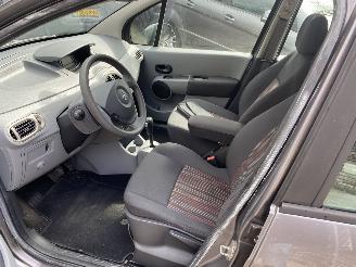 Renault Modus Automaat 1.6 82KW VASTE PRIJS picture 29