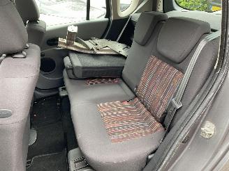 Renault Modus Automaat 1.6 82KW KORTE PRIJS. picture 16