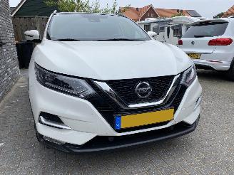 uszkodzony samochody osobowe Nissan Qashqai Automaat 1.3 117KW DIG-T N-Connecta 2019/5