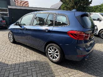 Unfallwagen BMW 2-serie Automaat 218i Gran-Tourer  5 persoons 2021/11