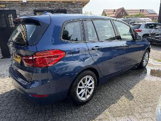 krockskadad bil auto BMW 2-serie Automaat 218i Gran-Tourer  5 persoons 2021/11