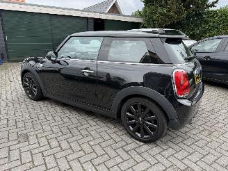Mini Cooper Automaat 1.5 Chilli/Mary-Lebone Vaste prijs picture 4