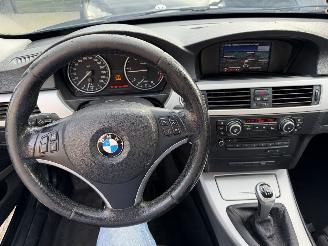 BMW 3-serie 318D Sedan picture 13