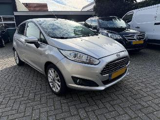 krockskadad bil auto Ford Fiesta 1.0 EcoBoost Titanium bron finnik 2016/4