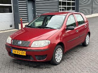 krockskadad bil auto Fiat Punto 1.2 60 S Hatchback  Benzine 1.242cc 44kW (60pk) FWD 2007/5